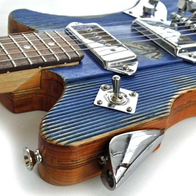 Veranda guitars Sally Spoiler