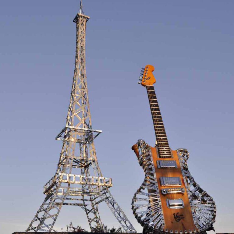 Veranda Guitars Eitech Metallmodell Shining Eiffelturm