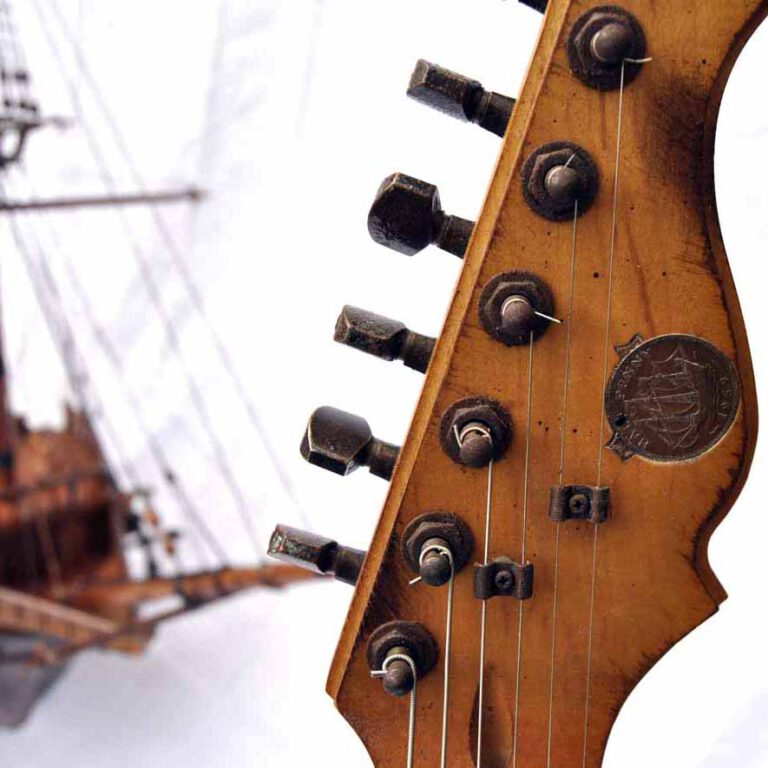 Veranda Guitar Hansa Headstock