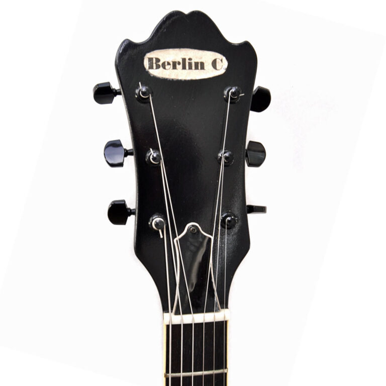 Veranda Berlin Headstock