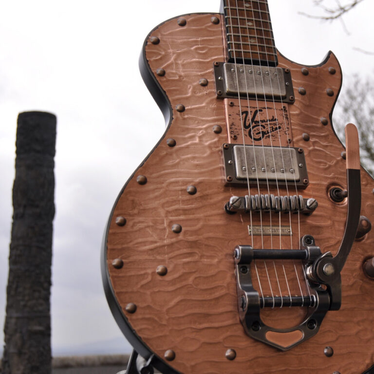 Veranda Copperhead Road Skulpture