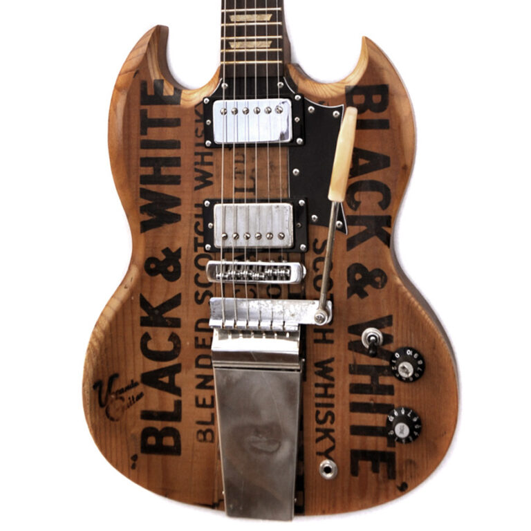 Veranda Black & White Back Whisky Title