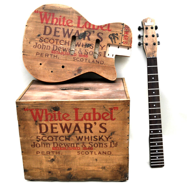 1950 Dewar's crate and body