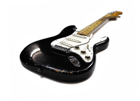 # 059 Fender Black Stratocaster