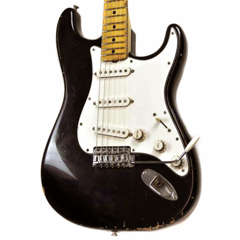Fender Black Strat