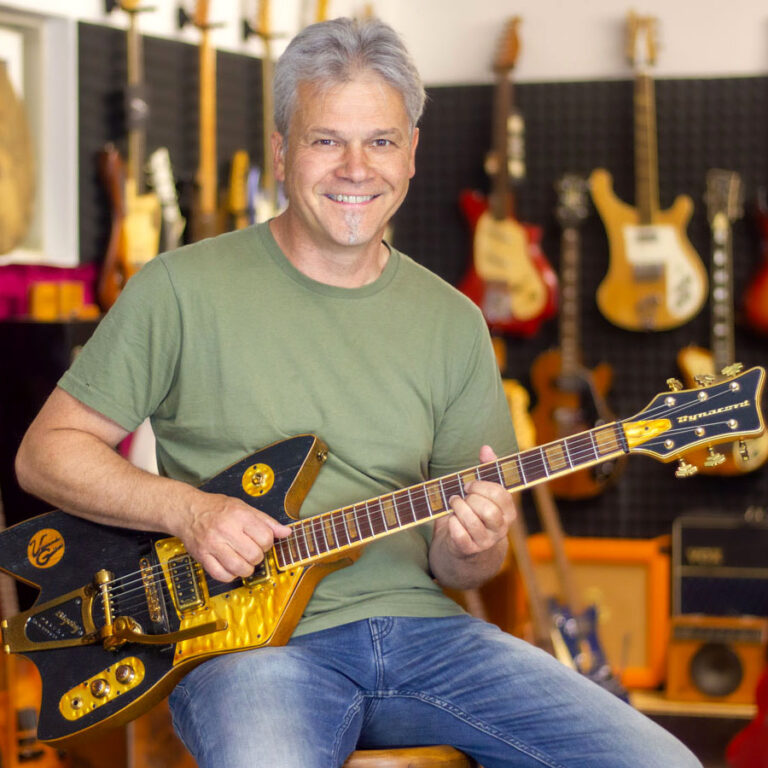 Veranda-Guitars_The-100_1200x900 In