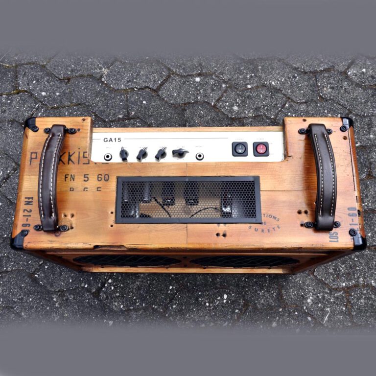 Veranda Guitar Amp 15