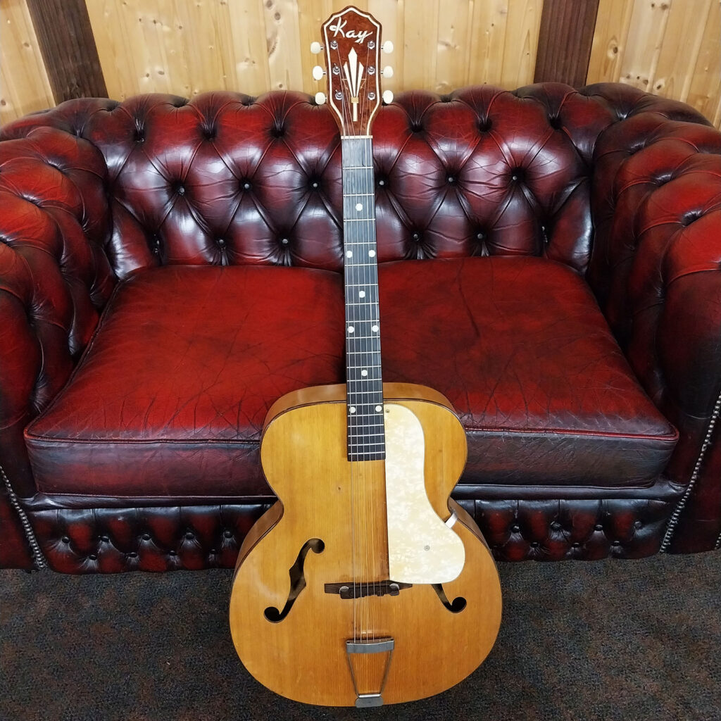 GuitAmerica - 1948 Kay K-48