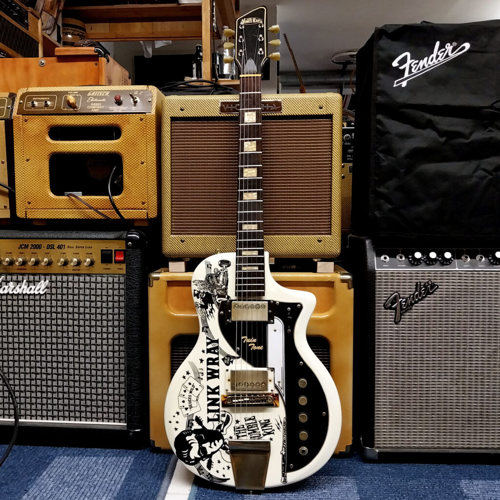 GuitAmerica - 2015 Eastman Supro Link Wray